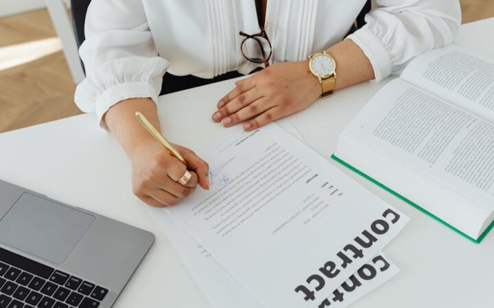 How to Navigate the Legal Maze of AI-Driven Contracts in 2026
