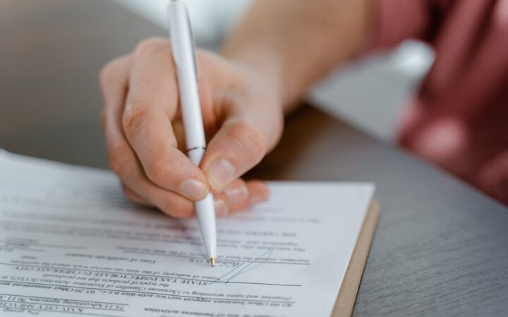Why Contract Law is Crucial in Today’s Business World